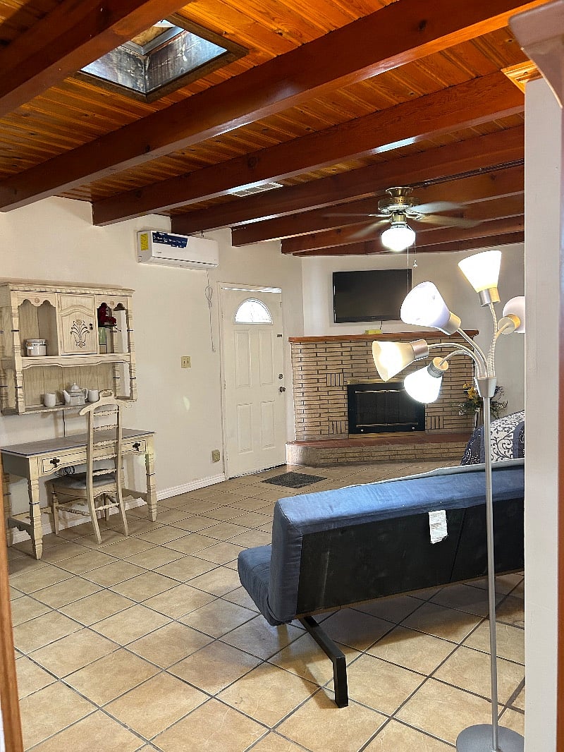 Furnished Finder property 596009_1 photo 10