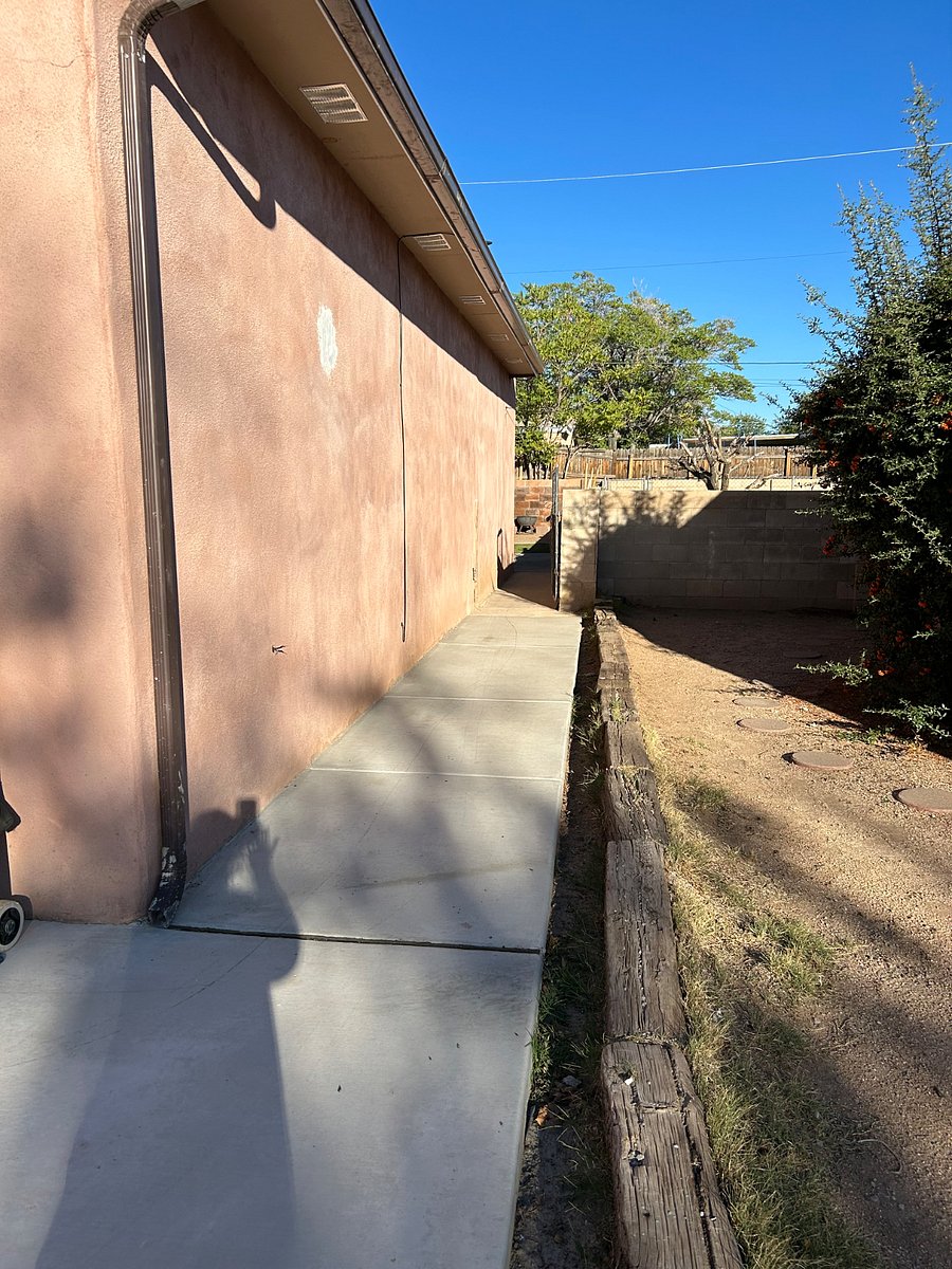 Furnished Finder property 596009_1 photo 12