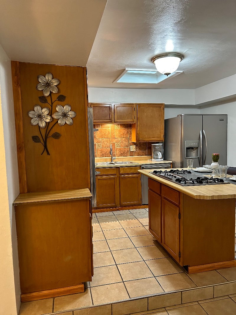 Furnished Finder property 596009_2 photo 8