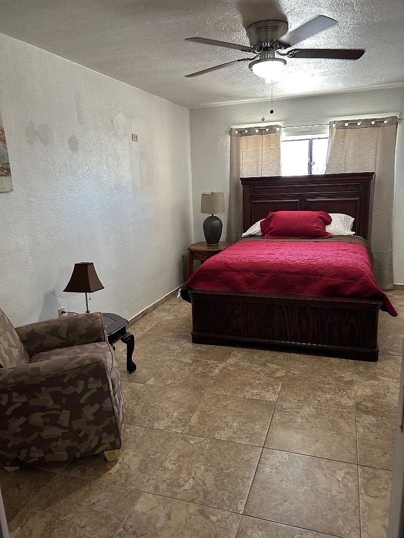 Furnished Finder property 596009_2 photo 9