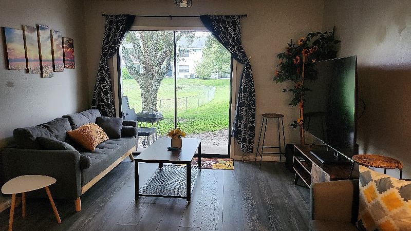 Furnished Finder property 596034_1 photo 8