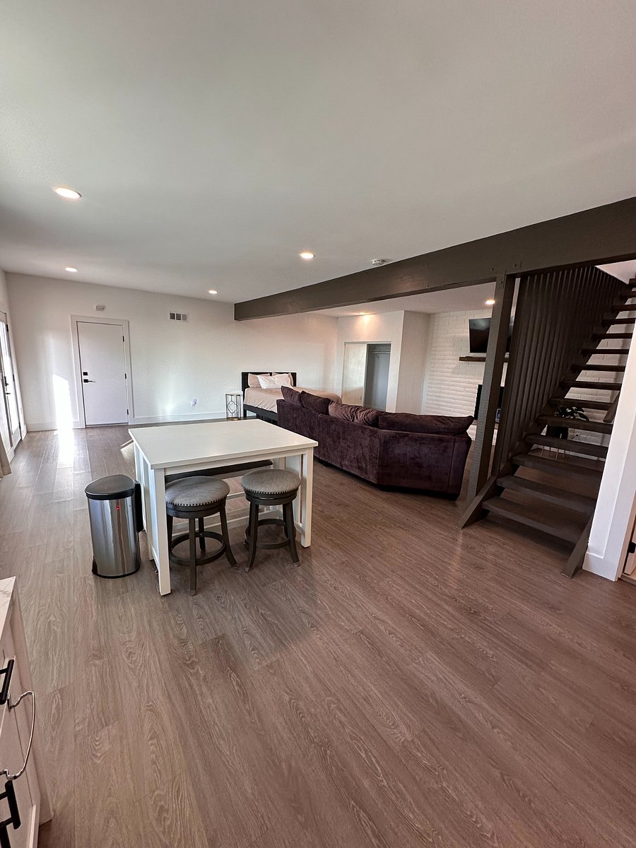 Furnished Finder property 596042_1 photo 4