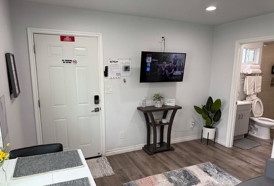 Furnished Finder property 596061_1 photo 24