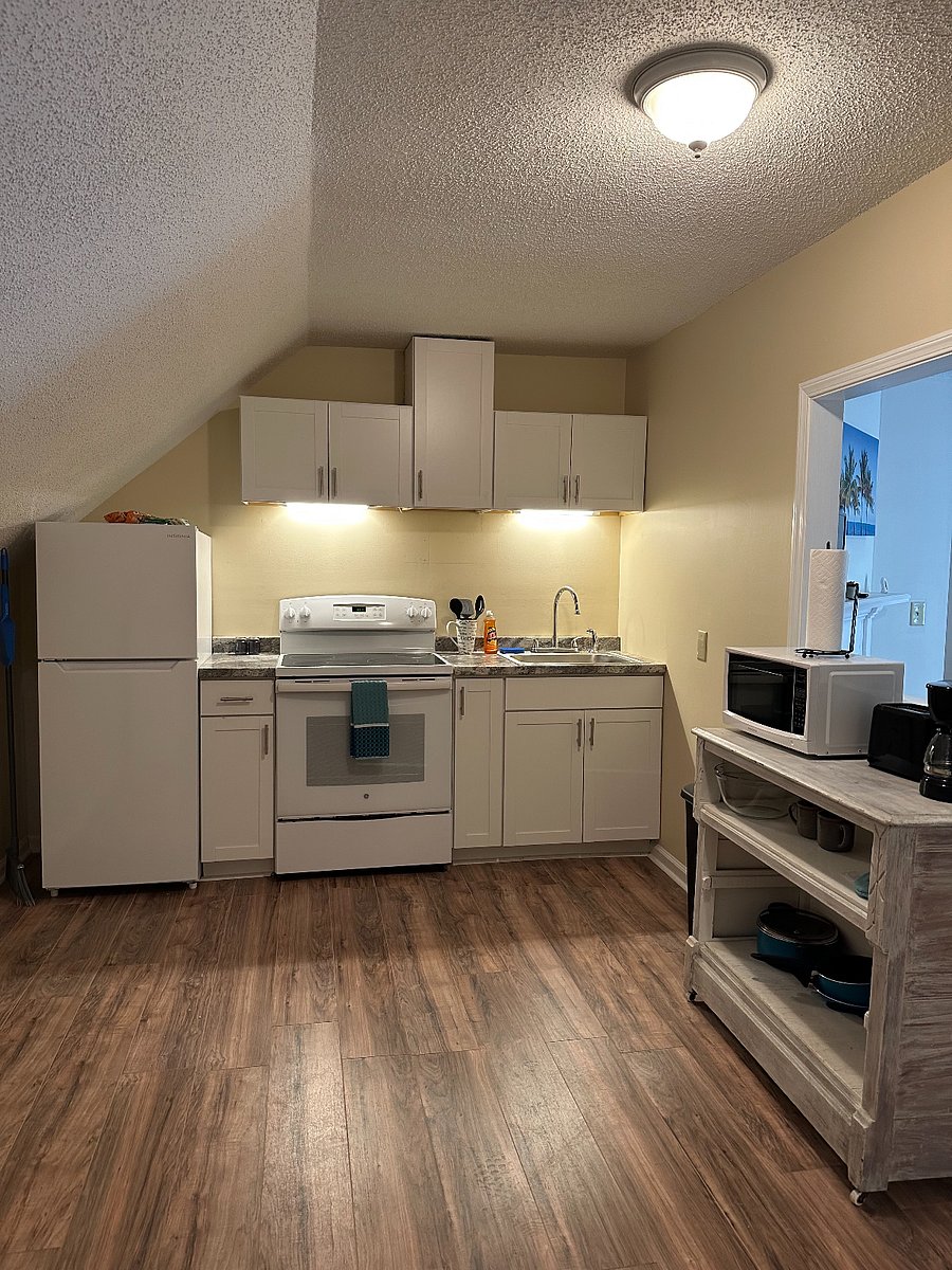 Furnished Finder property 596117_1 photo 3