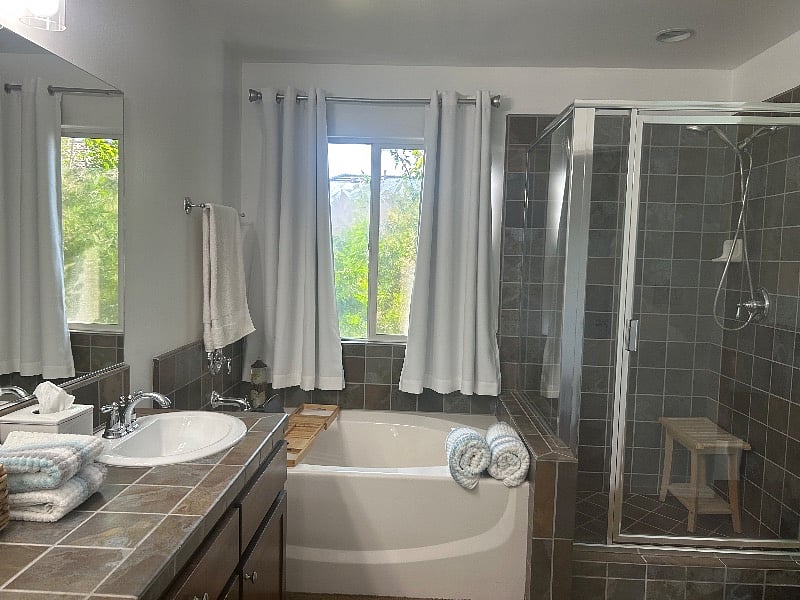 Furnished Finder property 596170_1 photo 3
