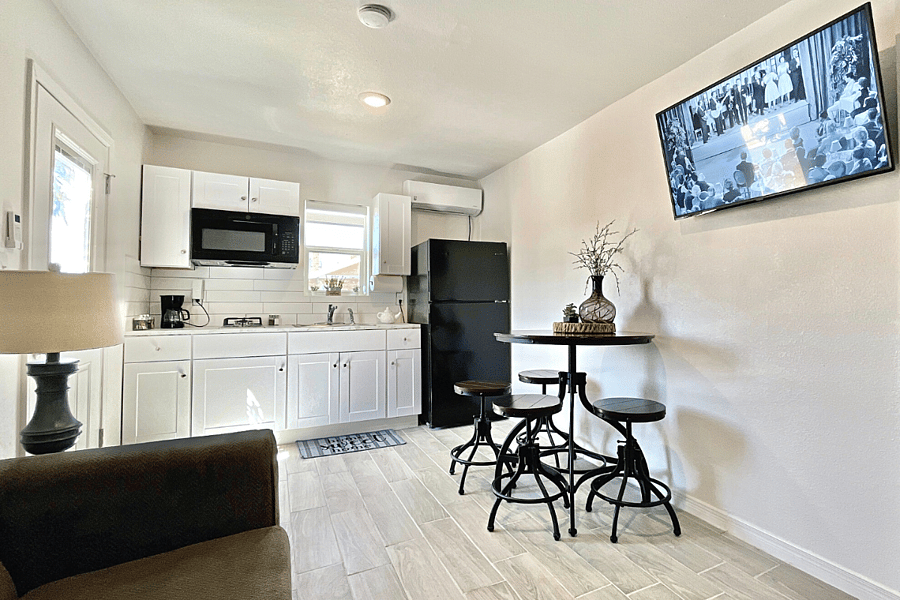 Furnished Finder property 596194_1 photo 5