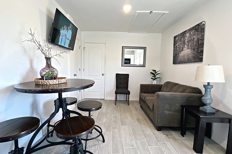 Furnished Finder property 596194_1 photo 16