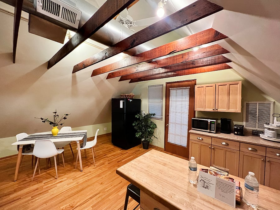 Furnished Finder property 596211_3 photo 16