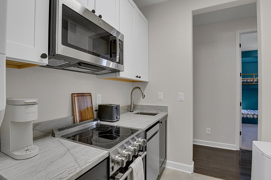 Furnished Finder property 596231_1 photo 29