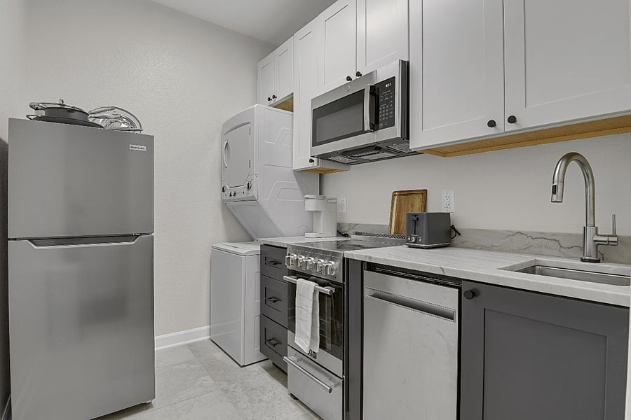 Furnished Finder property 596231_1 photo 28
