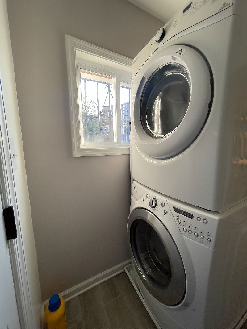 washer and dryer