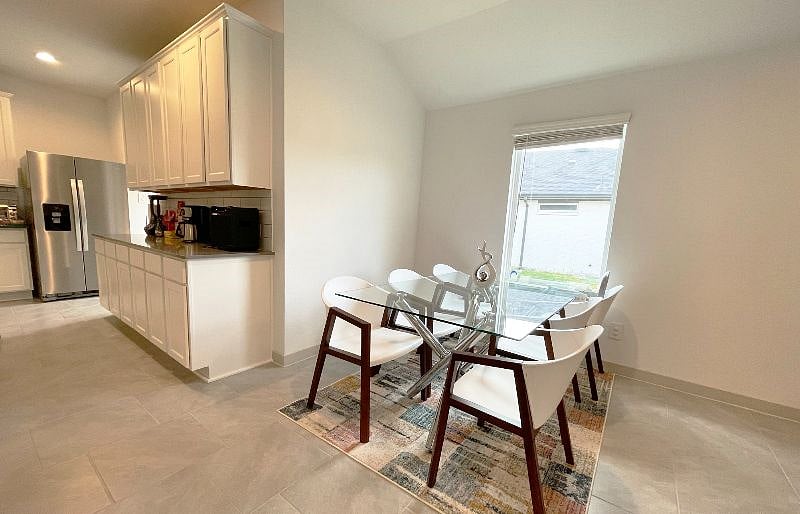Furnished Finder property 596323_1 photo 22
