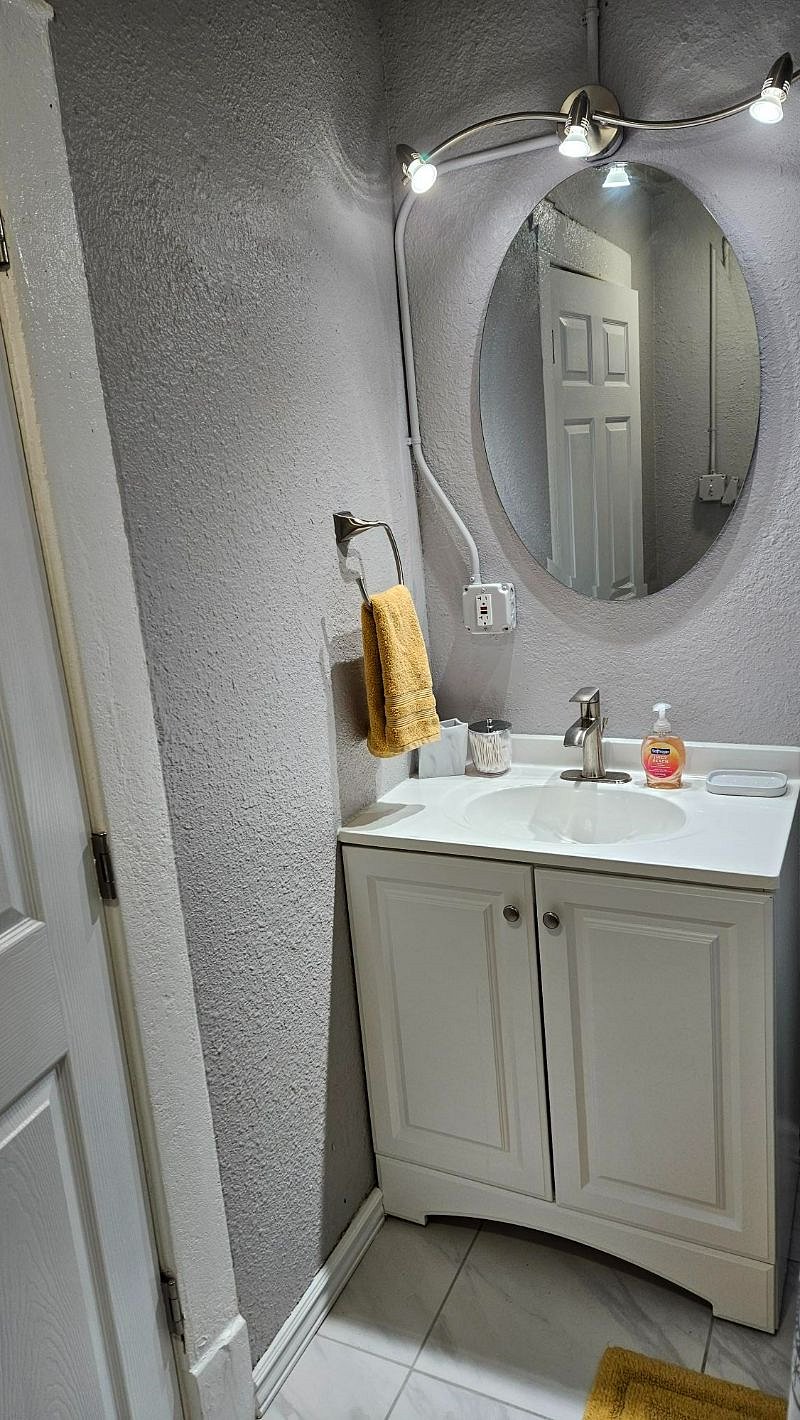 Furnished Finder property 596346_1 photo 5