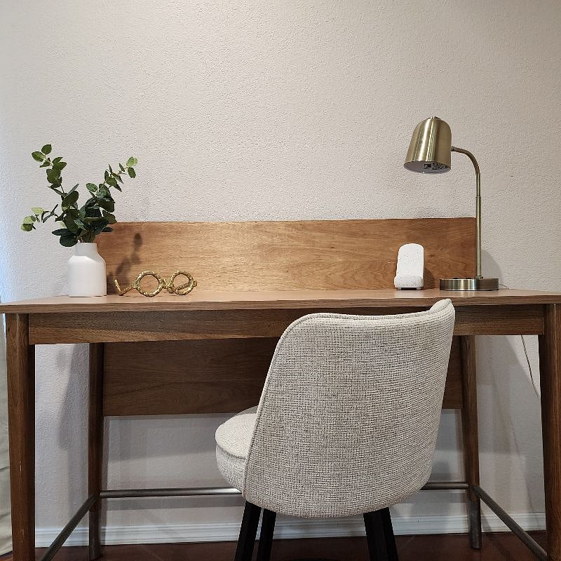 Work Station