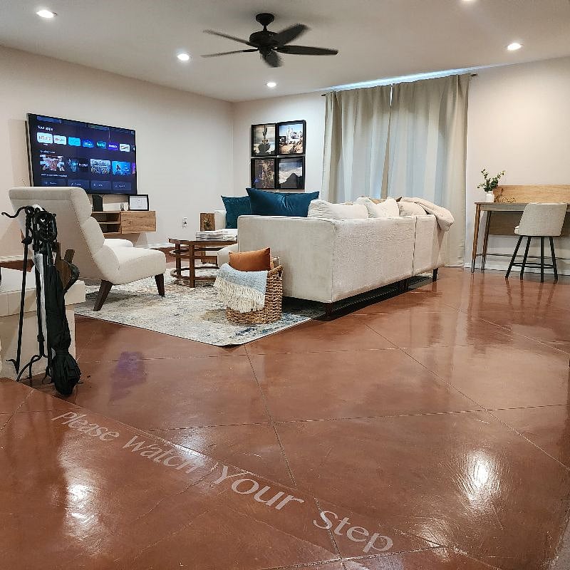 Large Living Room - Smart TV with Google Chromecast