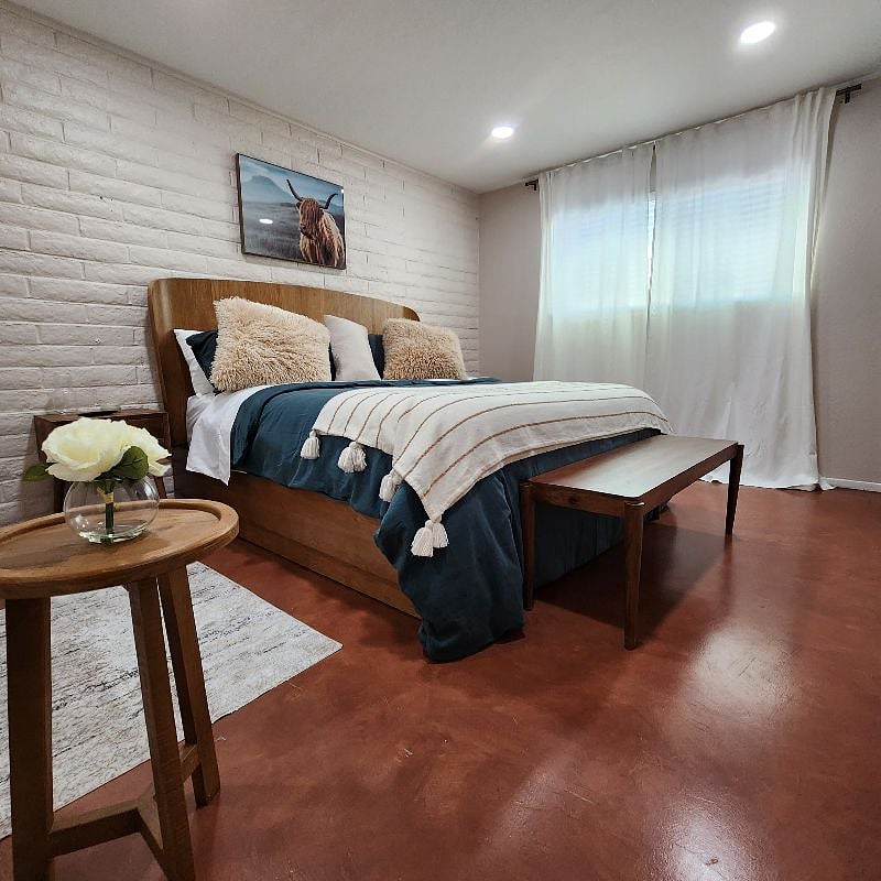 Largest Bedroom 1 - King Bed - New Smart TV