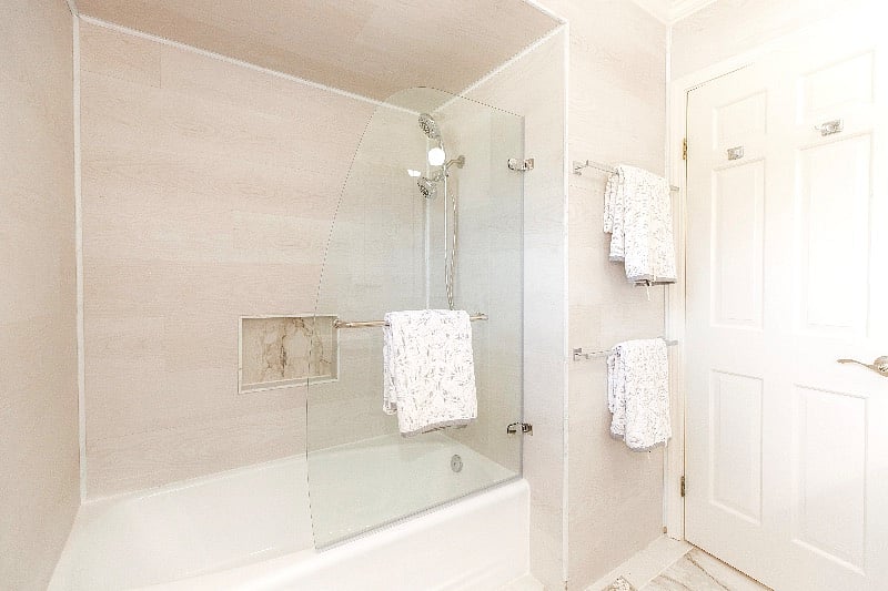 Private bath accompanying bedrm 2 & 3.
