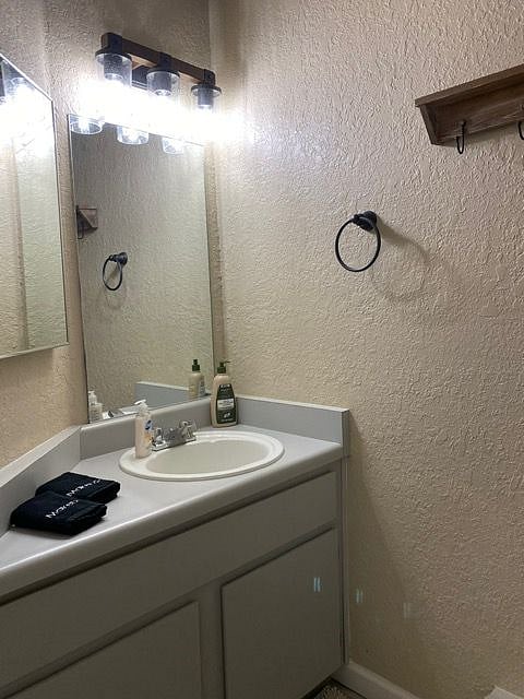 Furnished Finder property 596356_1 photo 17