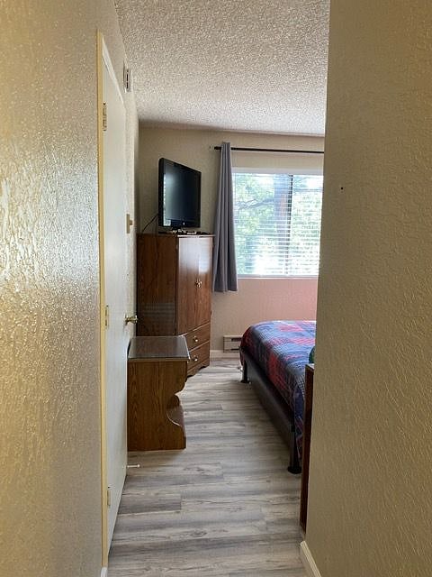 Furnished Finder property 596356_1 photo 12