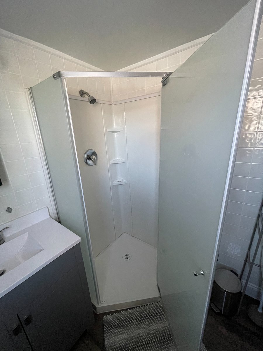 Furnished Finder property 596410_2 photo 15
