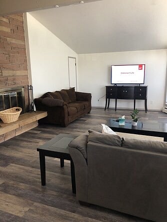 Furnished Finder property 596427_1 photo 3