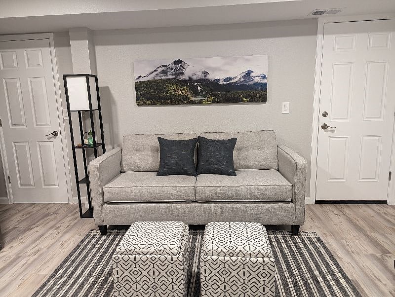 Furnished Finder property 596500_1 photo 3
