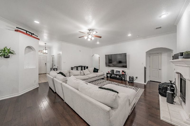 Furnished Finder property 596513_1 photo 5