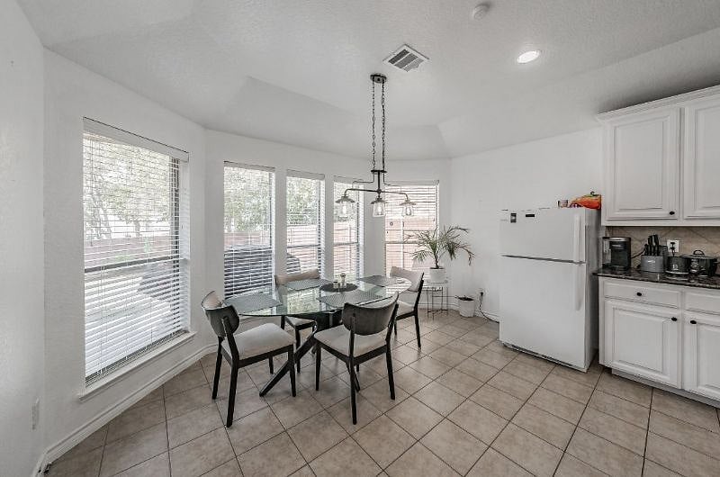 Furnished Finder property 596513_1 photo 10