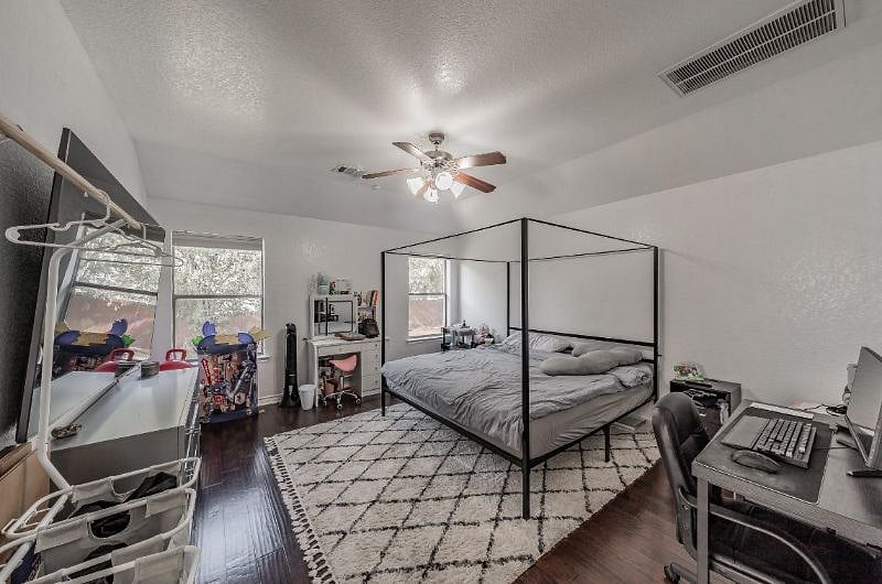 Furnished Finder property 596513_1 photo 13