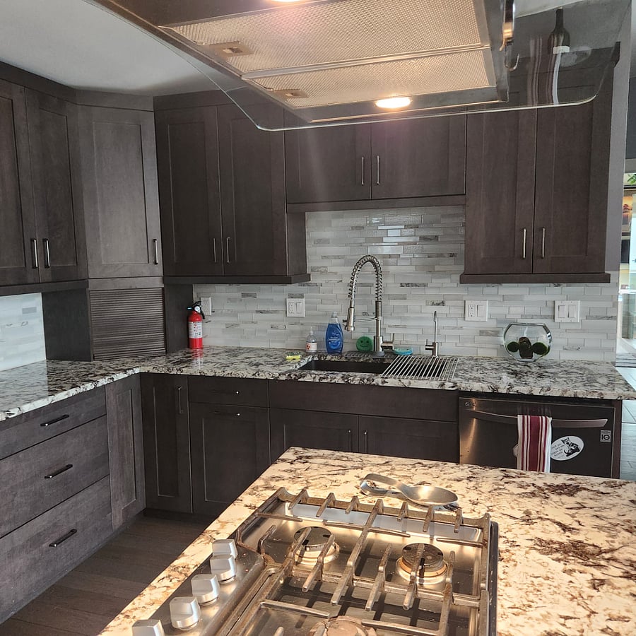 Kitchen sink - Center island gas cook top