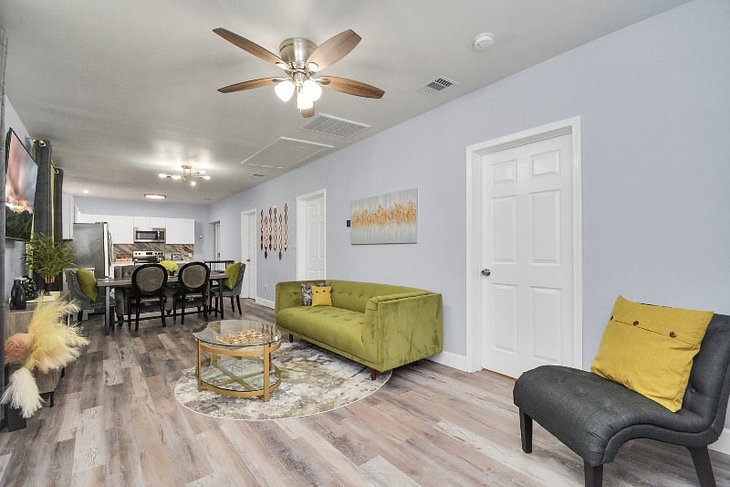 Furnished Finder property 596528_1 photo 2