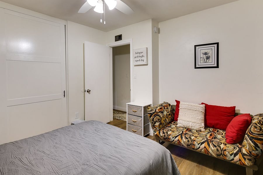 Furnished Finder property 596533_1 photo 15