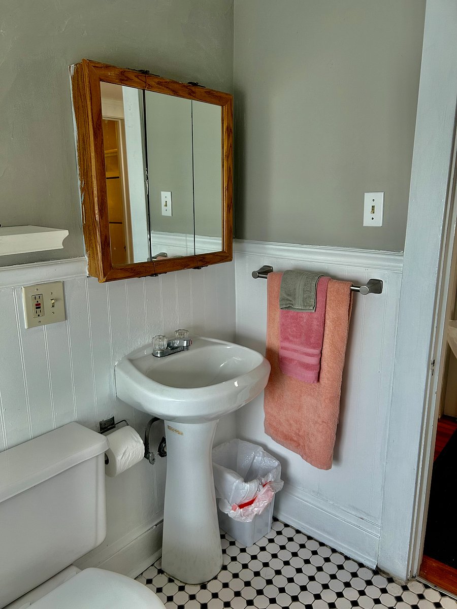 Furnished Finder property 596549_1 photo 12