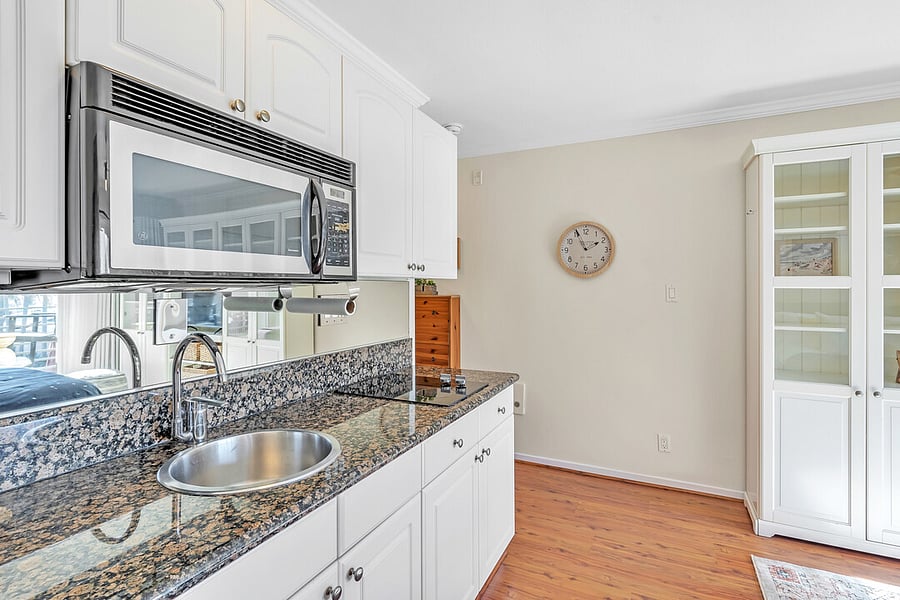 Furnished Finder property 596635_1 photo 13