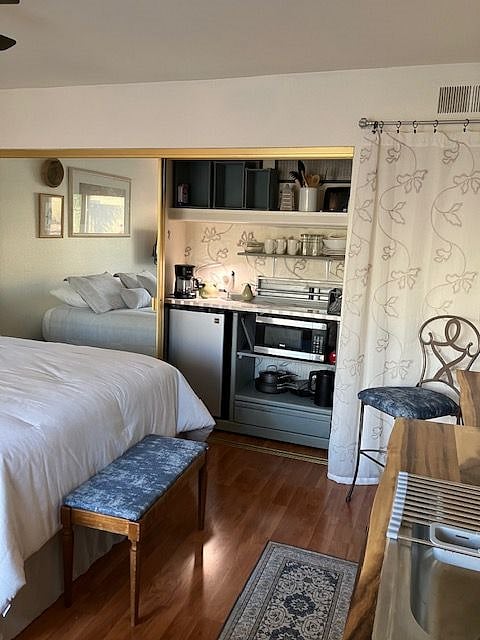 Furnished Finder property 596670_1 photo 3