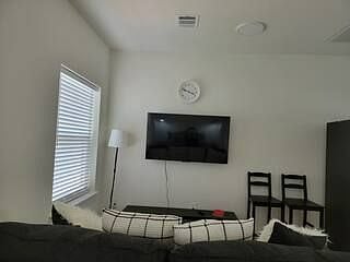 Furnished Finder property 596704_1 photo 10