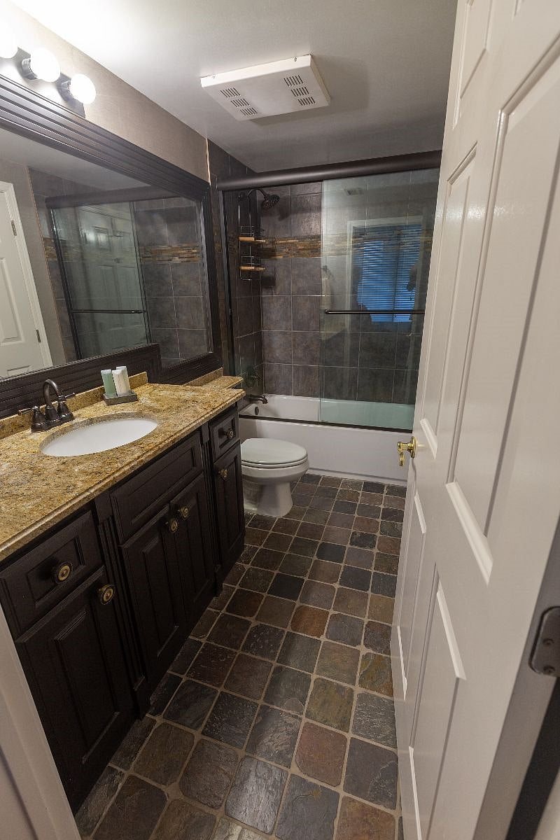 Furnished Finder property 596754_1 photo 8