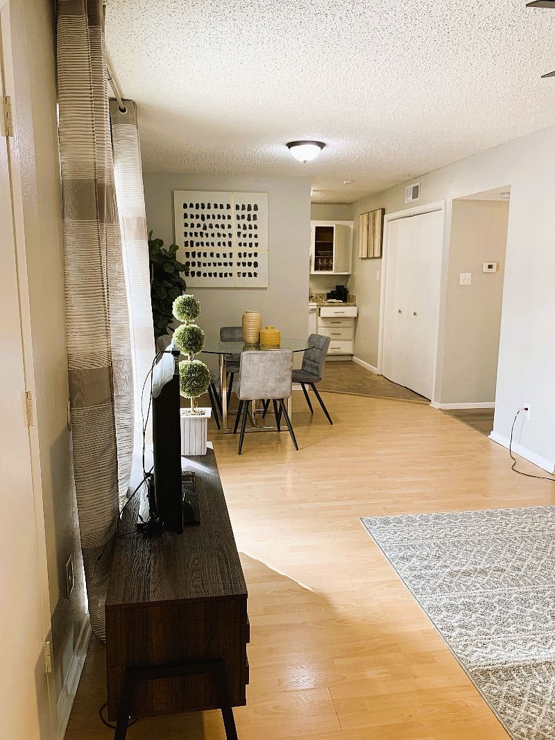 Furnished Finder property 596795_1 photo 4