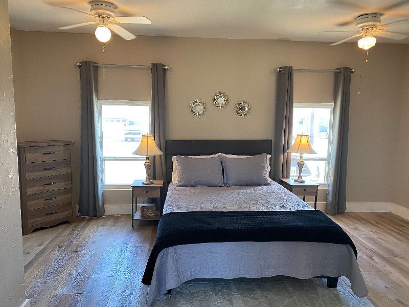 Queen bedroom