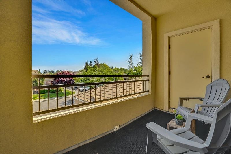 Furnished Finder property 596831_1 photo 13