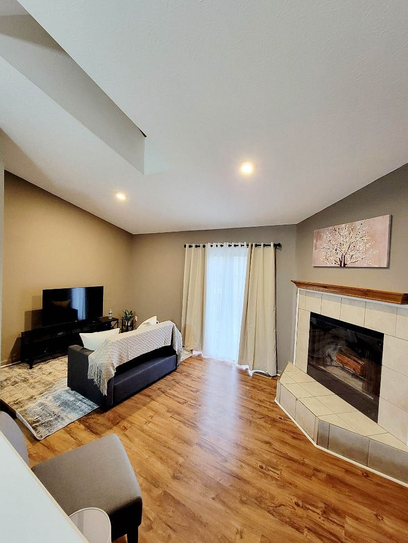 Furnished Finder property 596860_1 photo 5