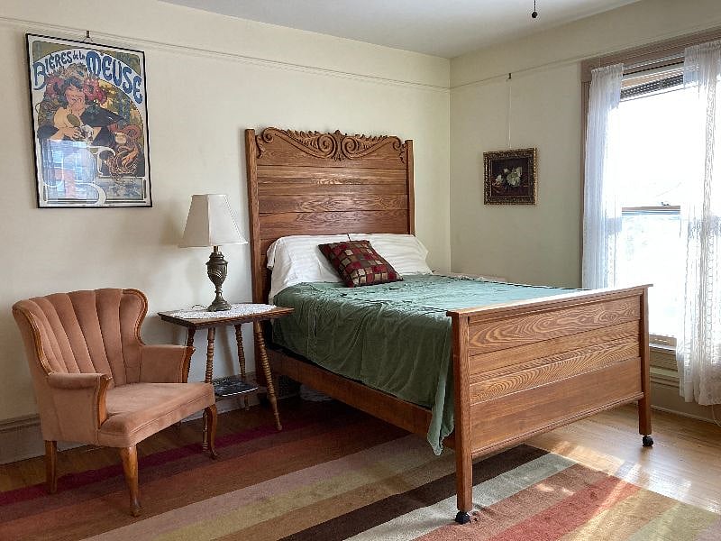 South Suite