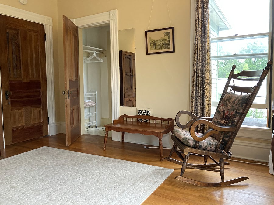 East Park View Suite