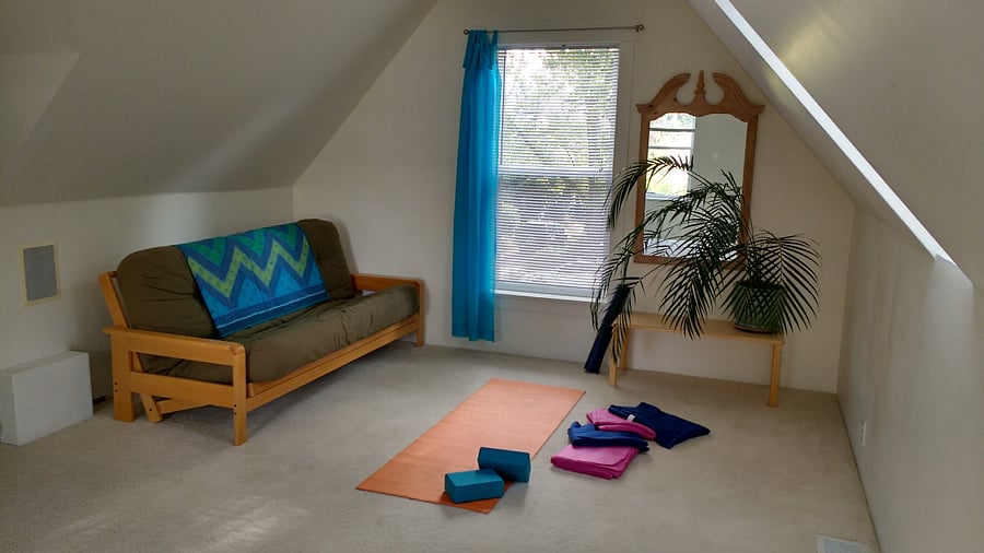 Upper open space with futon-sofa for guests.