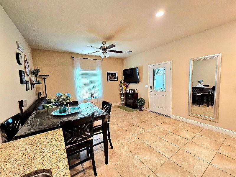Furnished Finder property 596924_1 photo 8