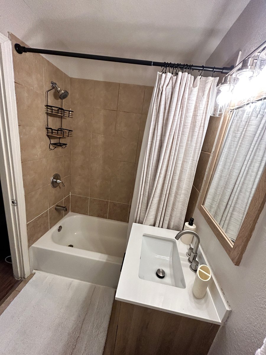 Furnished Finder property 596949_4 photo 7