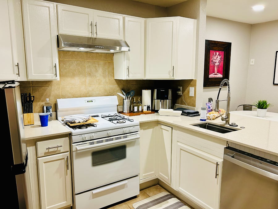 Furnished Finder property 596949_6 photo 5