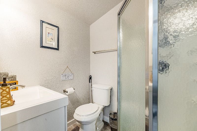 Furnished Finder property 596956_1 photo 9