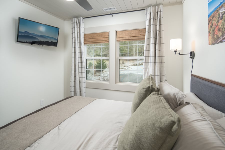 Furnished Finder property 596981_2 photo 18