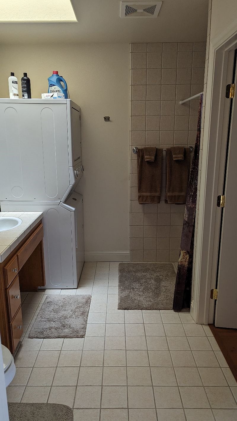 Furnished Finder property 597000_1 photo 7